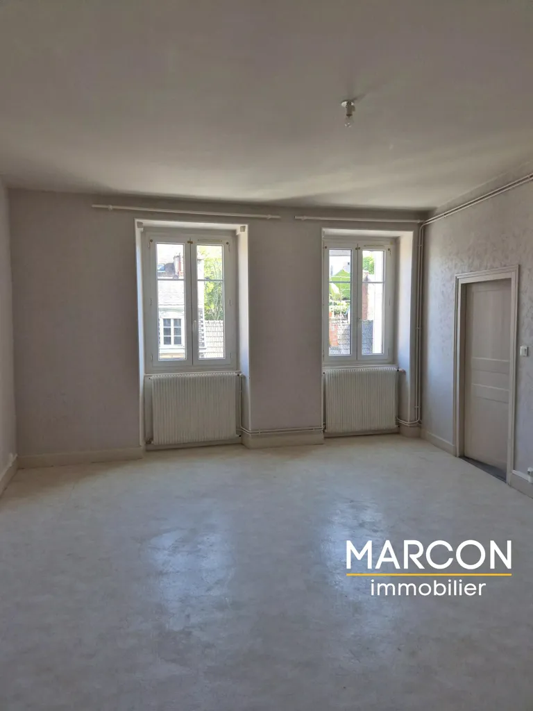 Stanze - 2-Bedroom Flat in Aubusson Centre