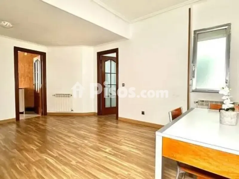 Salle à manger - Compact Apartment with Lift in Zaramaga