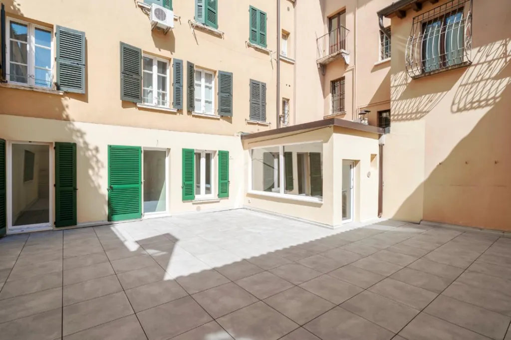 Jardin - Quadrilocale with Terrace in Brescia Centre