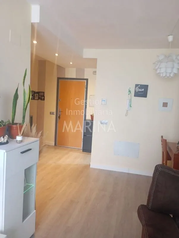 Elutuba - Duplex Apartment with Garage in El Viso de San Juan