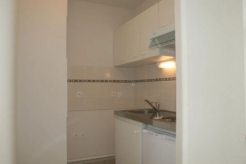 Cucina - T1 Bis Flat with Private Terrace in Pessac