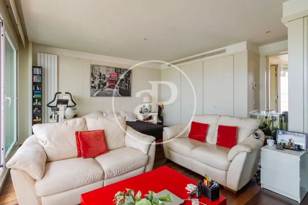 Elutuba - Luxury Villa with Pool in Chamartin, Madrid