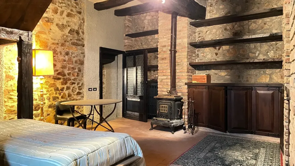 Chambres - Restored Stone Villa with Terraces in Gropparello