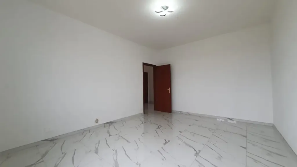 Pièces - Rustic-Style Apartment with Balcony in Mirandola