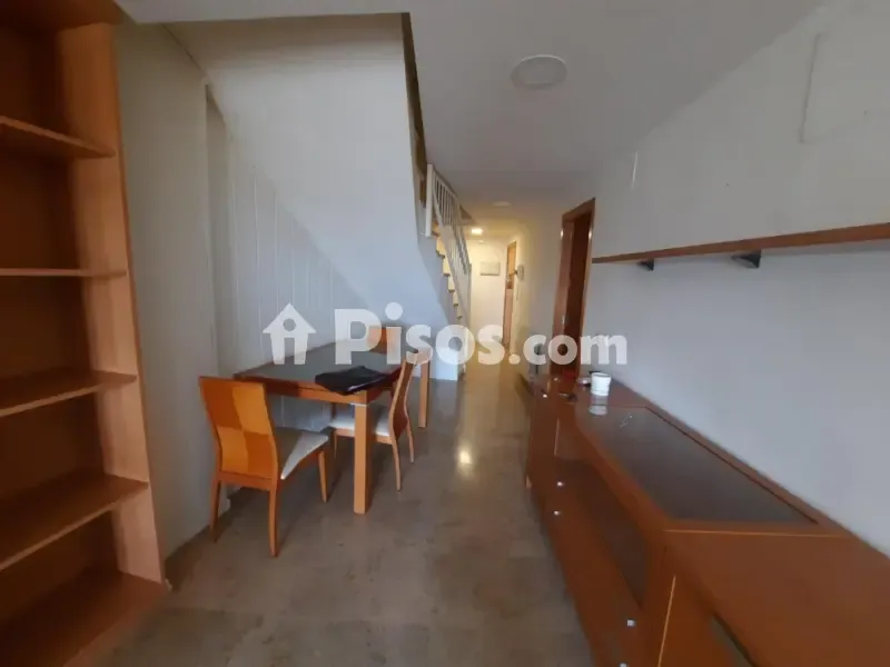 Sala da pranzo - Shared Duplex Apartment with Terrace in Vinalesa