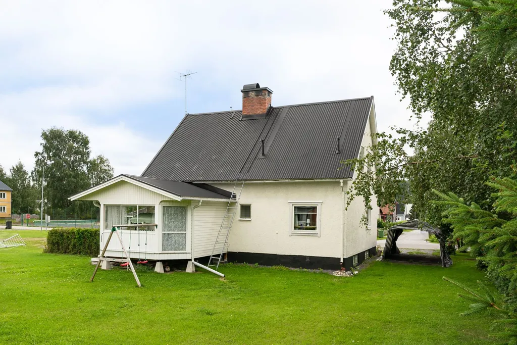 Välivaade - Detached House with Garden in Ramsele