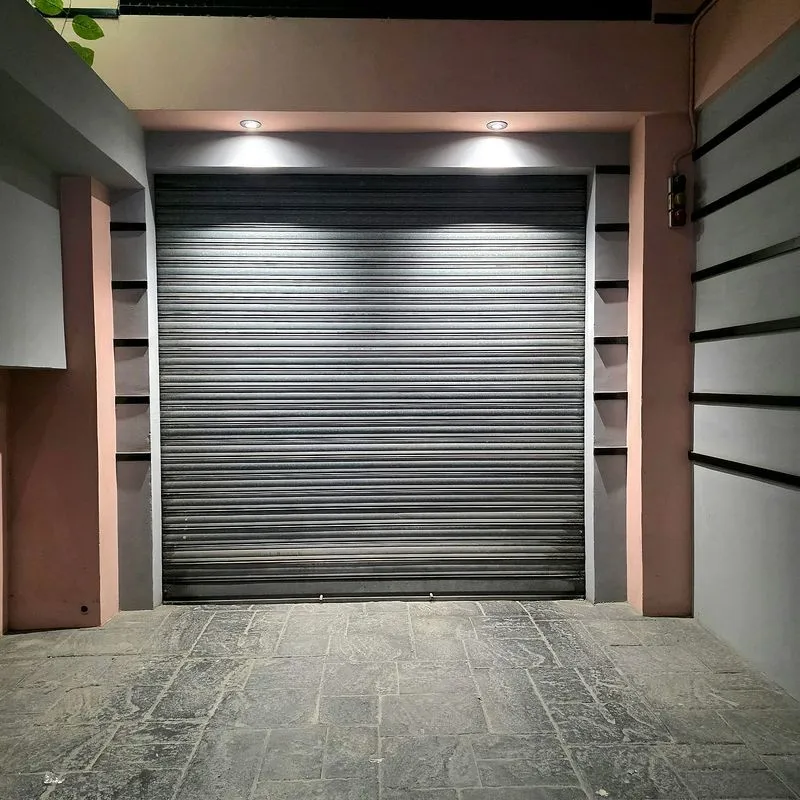 Garage - Furnished Flat with Balcony in Valencia Centre