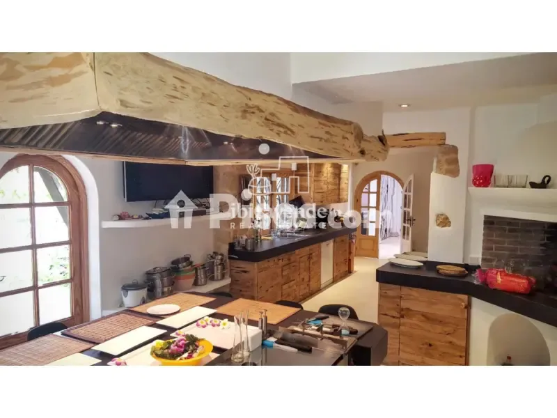Kitchen - Villa with Sea Views in Cap Martinet