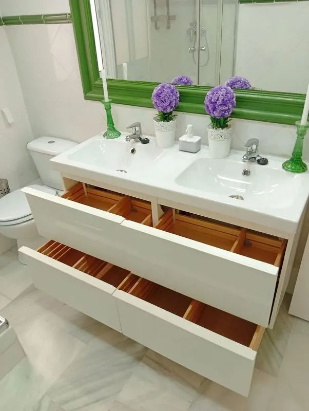 Vannitoad - Modern Flat with Balcony in Ensanche Centro