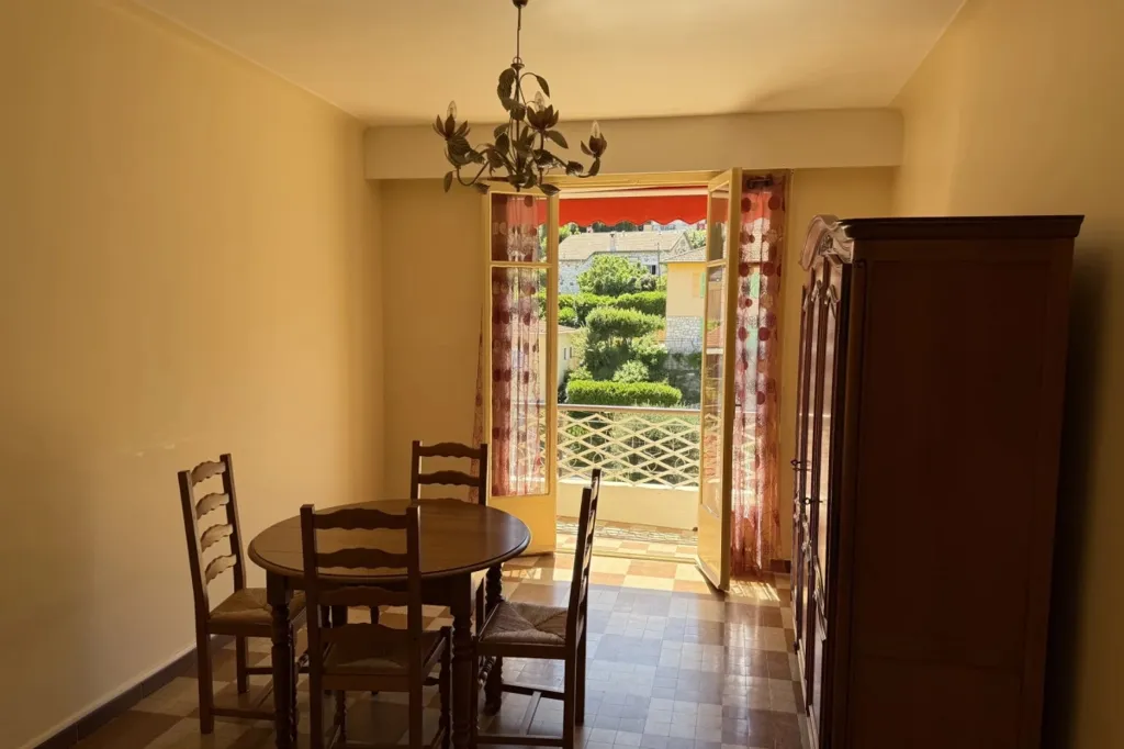 Sala da pranzo - 2-Bedroom Apartment with Terrace in Nice Cessole