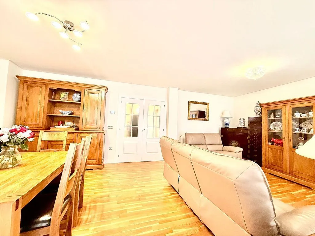 Living Room - Terraced Semi-Detached House in Aranguren