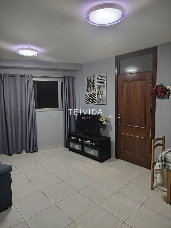 Soggiorno - Apartment with Terrace in Santa Clara