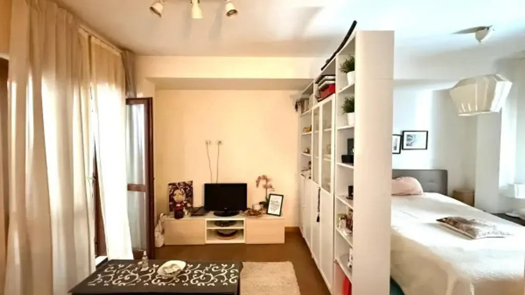 Chambres - Rustic-Style Flat with Balcony in Guidonia