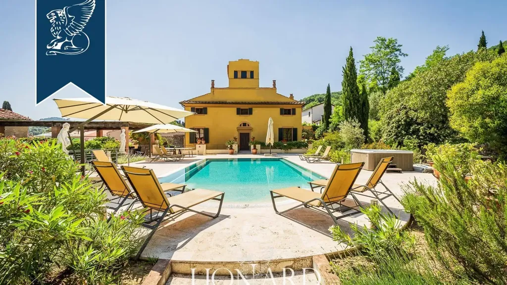 Bassein - Historic Villa with Pool near Lucca