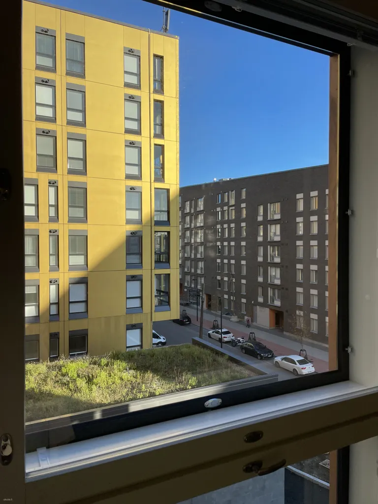 Balcon - Modern Apartment with Balcony in Vuosaari