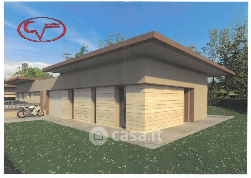 Duplex House with Private Garden in Montevarchi