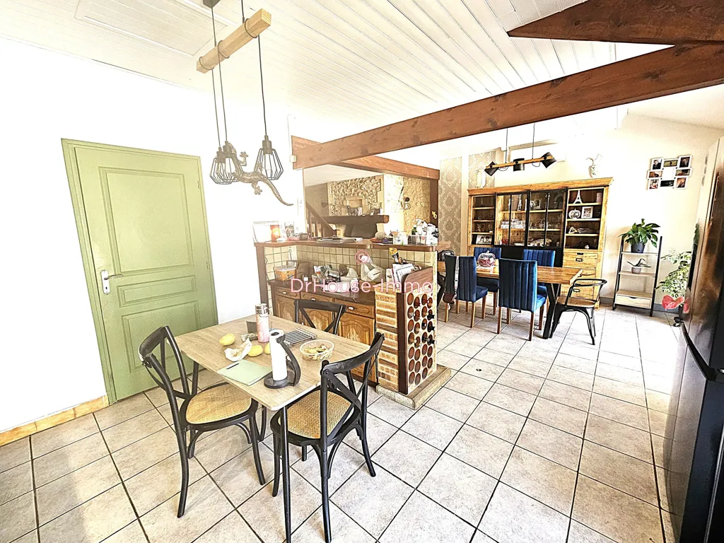 Salle à manger - Maison de Charme avec Piscine à Saint-Léon-sur-l'Isle