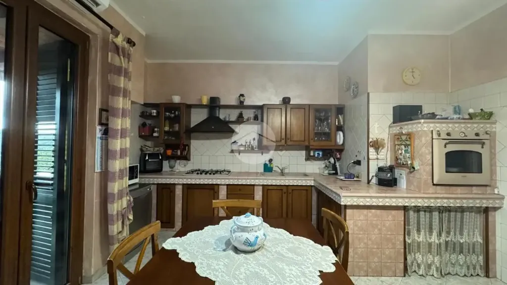 Salle à manger - Rear-Facing Apartment with Balcony in Sassari