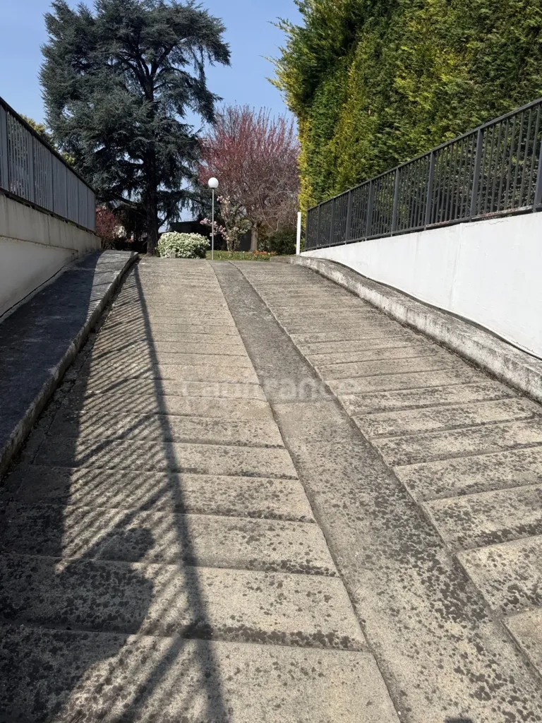 Extérieur - Appartement F4 Lumineux avec Parking à Montmorency