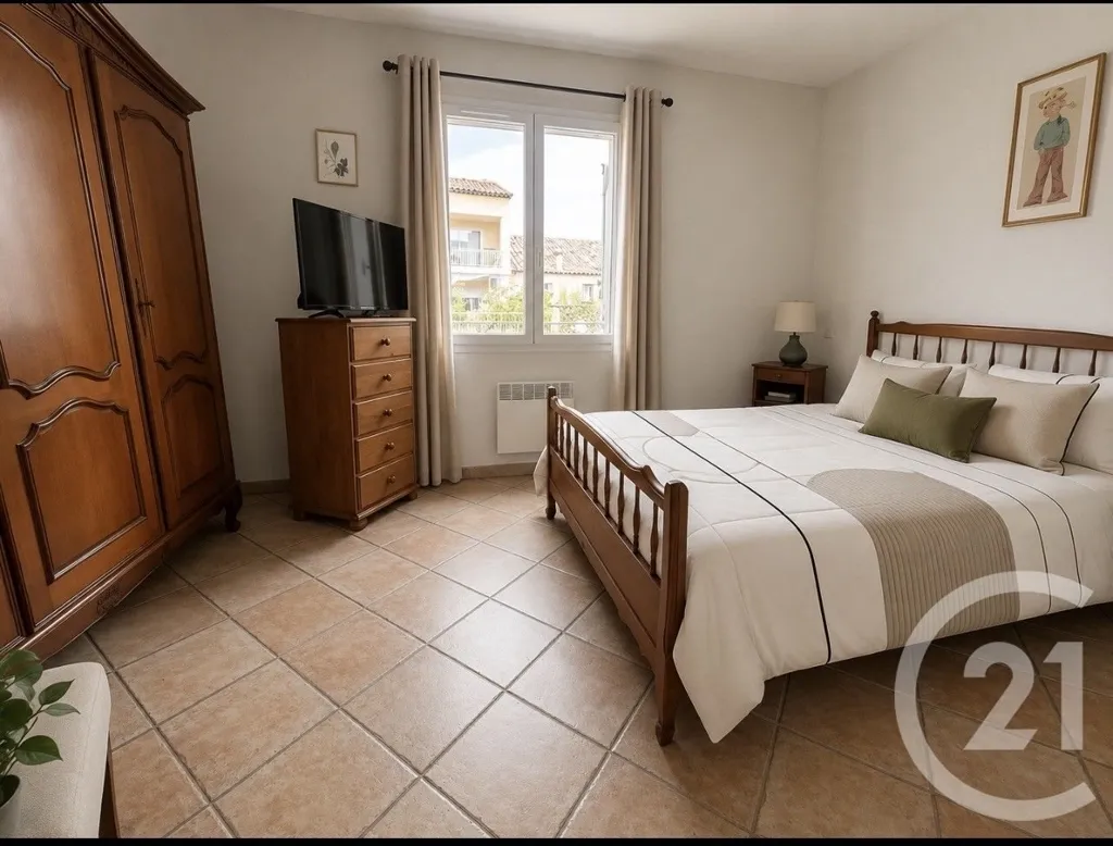 Chambres - Appartement T2 en Centre-Ville à Cogolin
