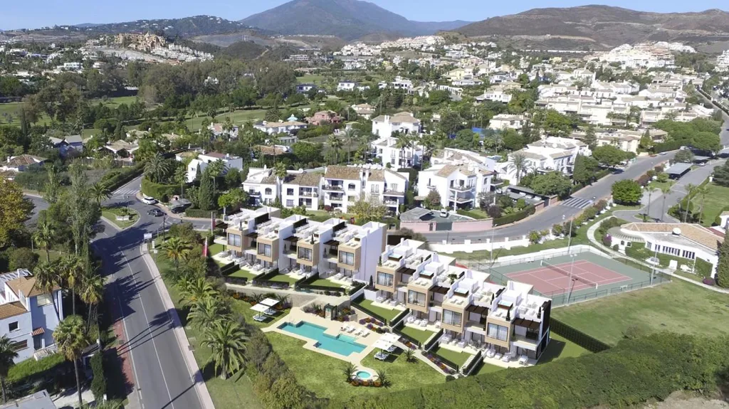 Vue aérienne - Duplex House with Private Garden in Marbella