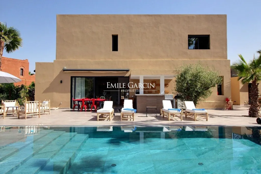 Piscine - Maison Contemporaine dans un Domaine Privé à Marrakech