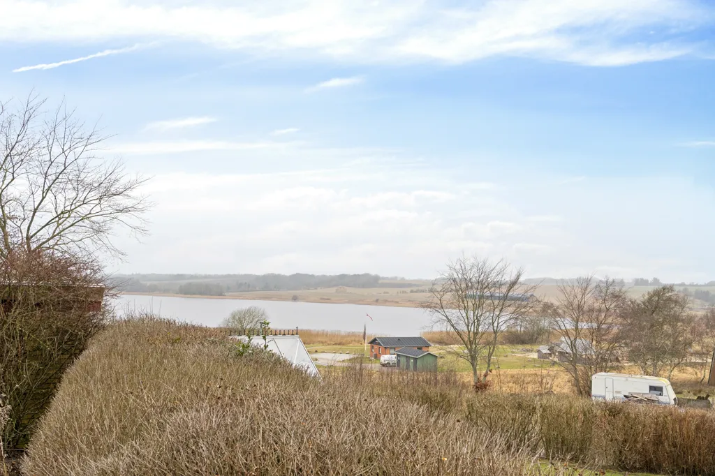 Giardino - Estate Villa with Lake View in Rødding