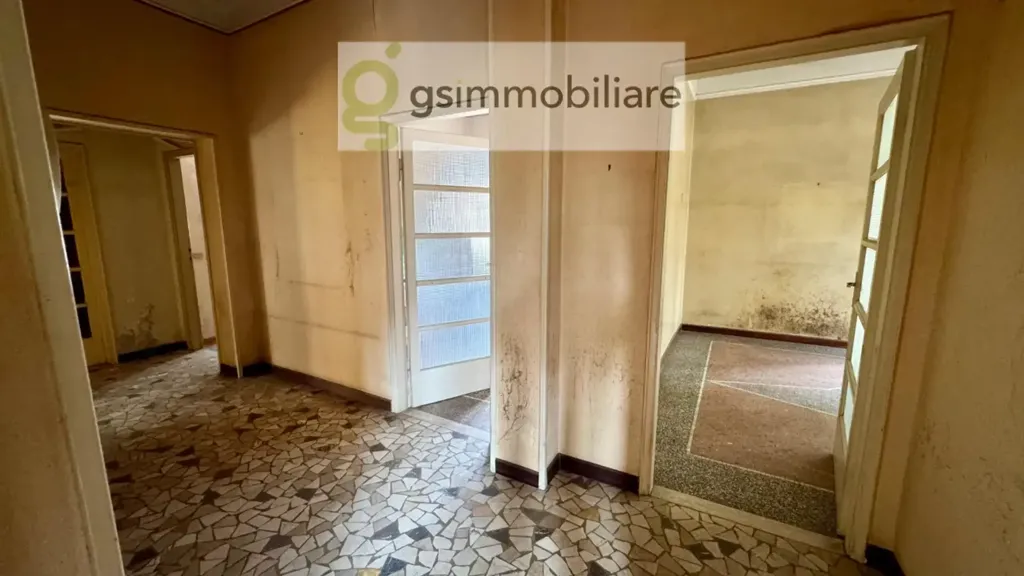 Spacious Apartment with Garden View in Brescia