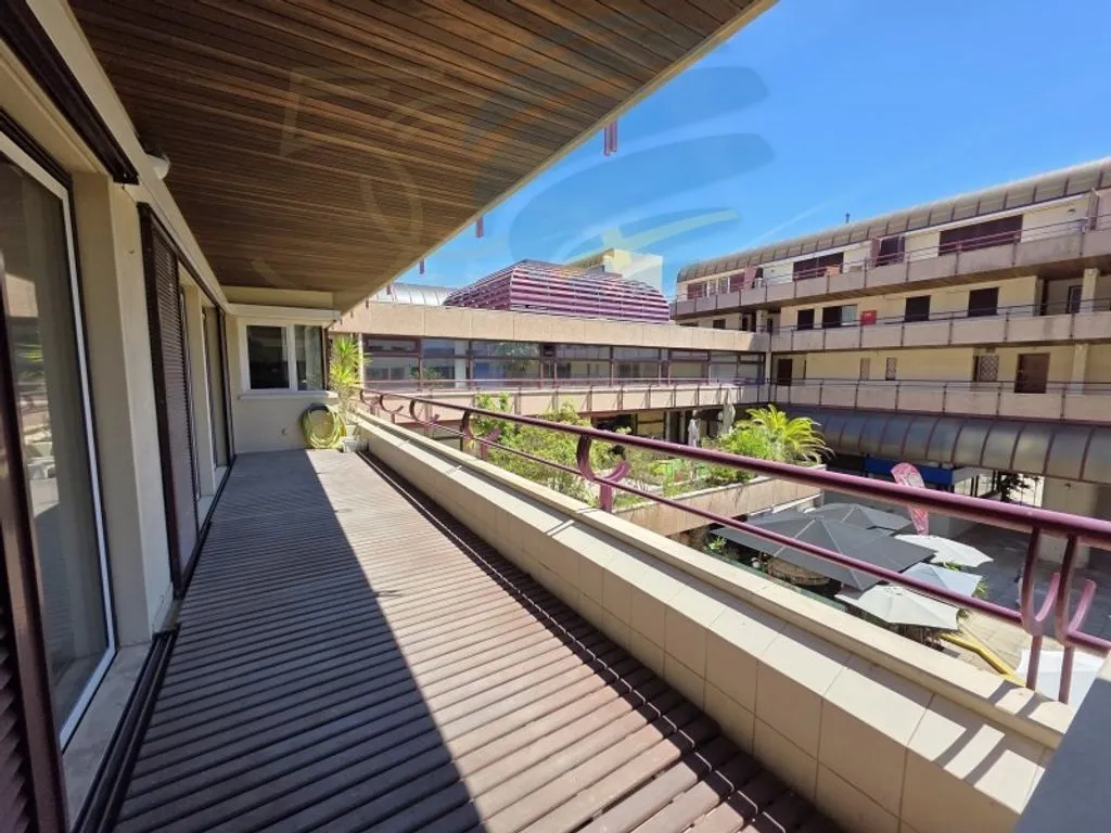 Rõdu - Luxury Flat with Pool in Estoril, Cascais