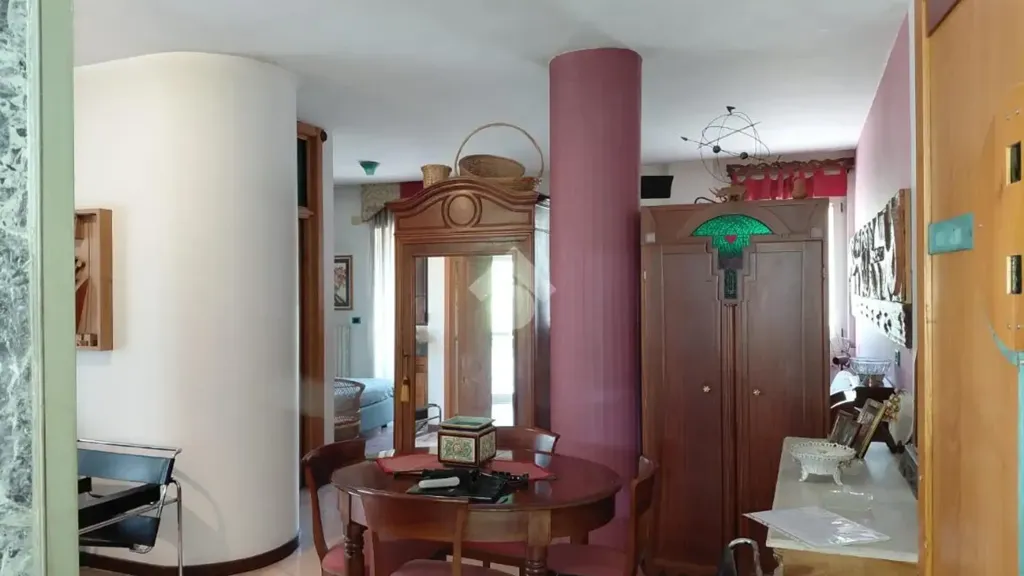 Esik - Post-Terrace Apartment near Avellino