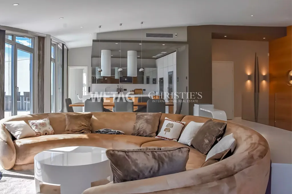Living Room - Duplex Penthouse with Lake Views in Lugano-Aldesago