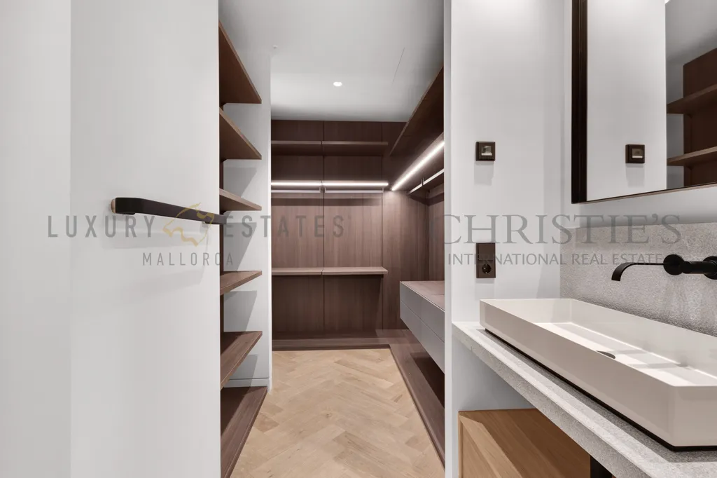 Pièces - Townhouse with Rooftop Pool in Palma