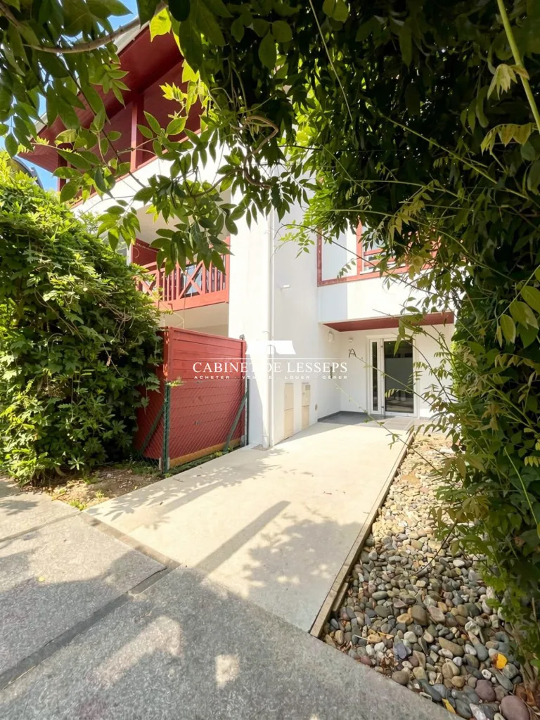 Esterno - Flat with Covered Terrace in Ustaritz