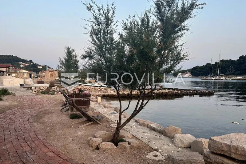 Partially Renovated Stone House, Seafront in Prvić Luka