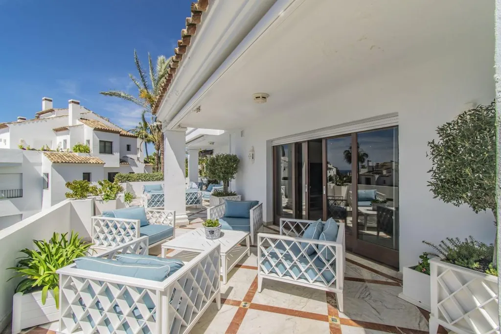 Terrass - Luxury Apartment with Sea Views in Marbella