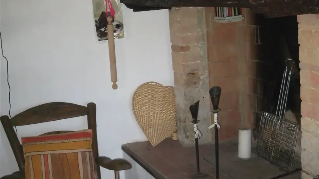 Elutuba - Rustic-Style Apartment in Scansano Centre