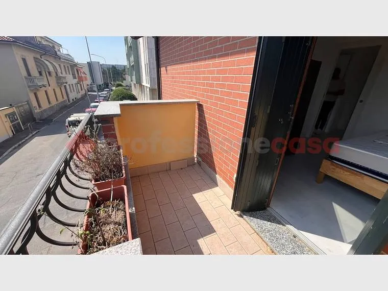 Balcone - Duplex with Private Garden in Rho