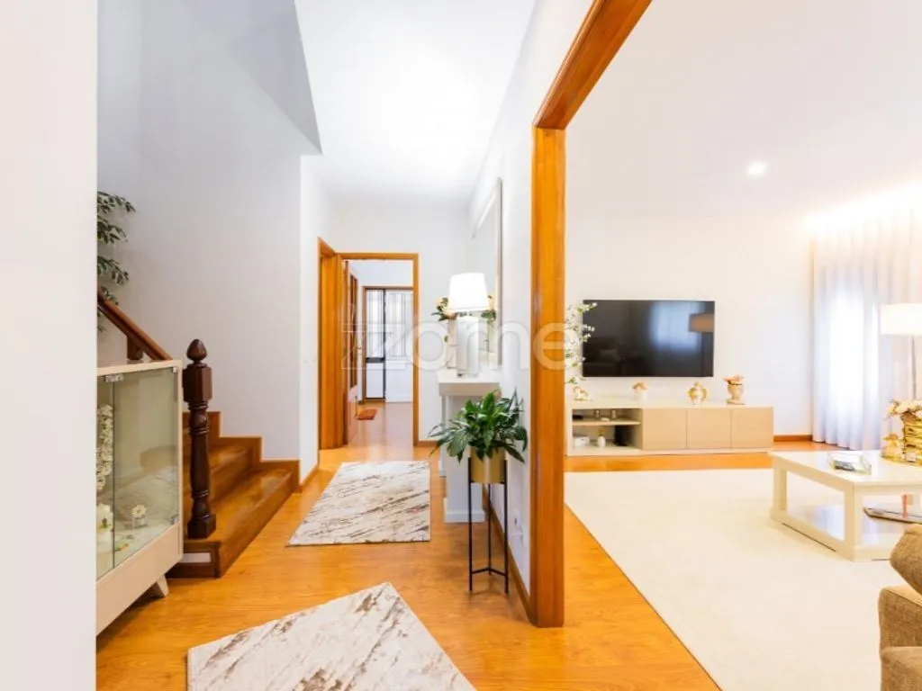 Elutuba - Luxury House with Garden in Vimieiro, Braga