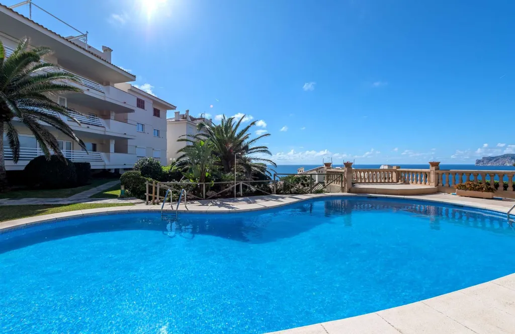 Piscine - Penthouse with Sea View in Santa Ponça