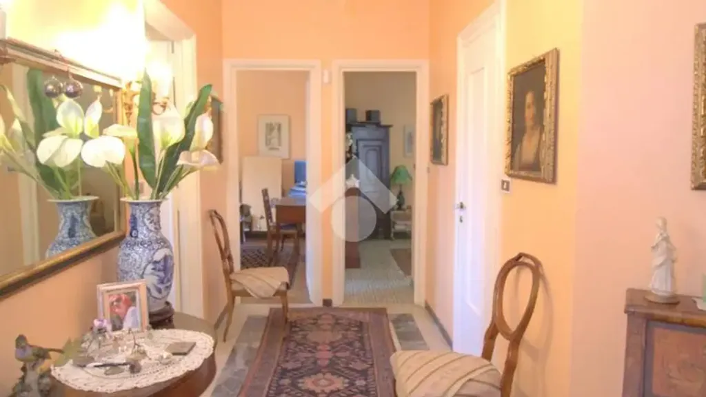 hallway_entrance