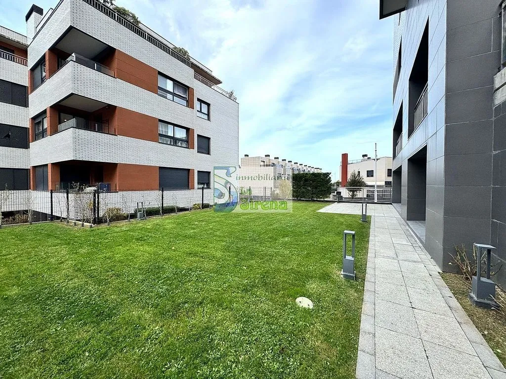 Jardin - Apartment with Pool and Terrace in Cotolino