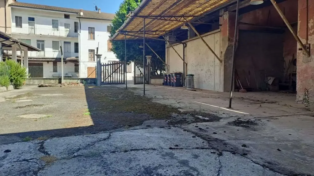 courtyard