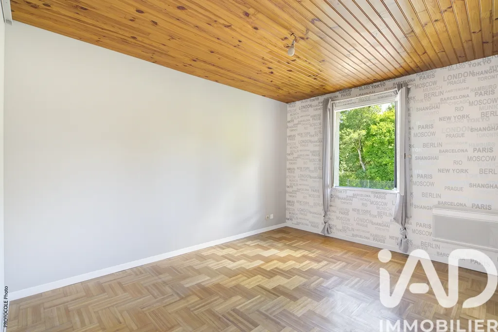 Rooms - Charming House with Garden in Péchabou