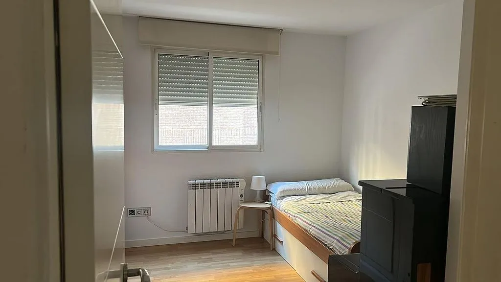 Magamistoad - Spacious Flat with Terrace in Plaza Holanda