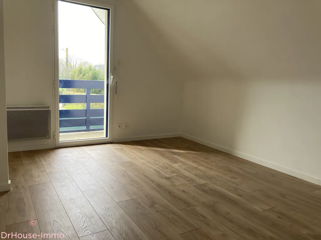 Rooms - Modern House with Garden near Berric Centre