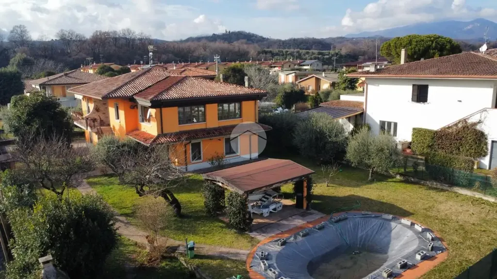 Aed - Villa with Pool in Puegnago Sul Garda