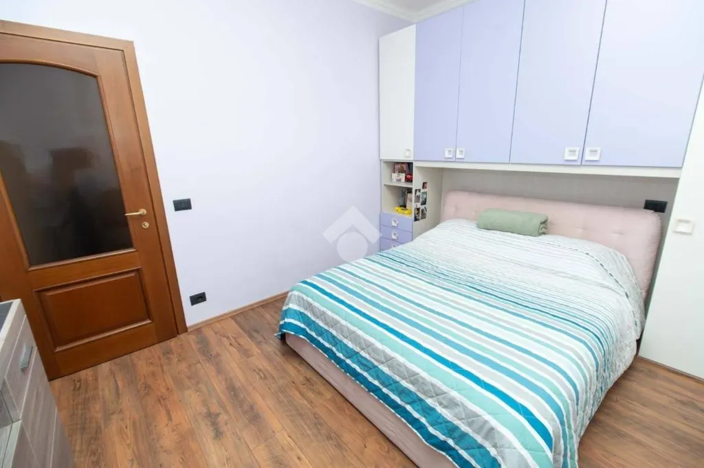 Chambres - Refurbished Apartment with Balcony in Leini