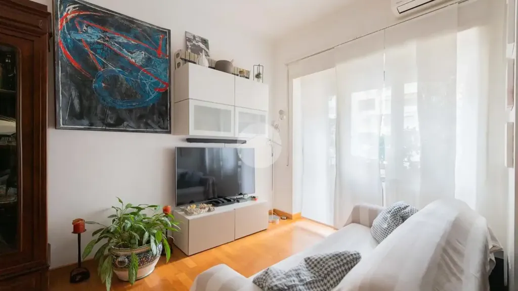 Séjour - Triplex with Balcony in Central Rome