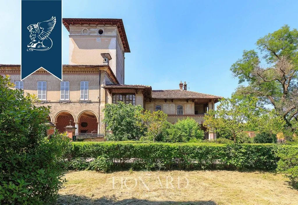 Esterno - 15th-Century Palace with Tower in Lombardy
