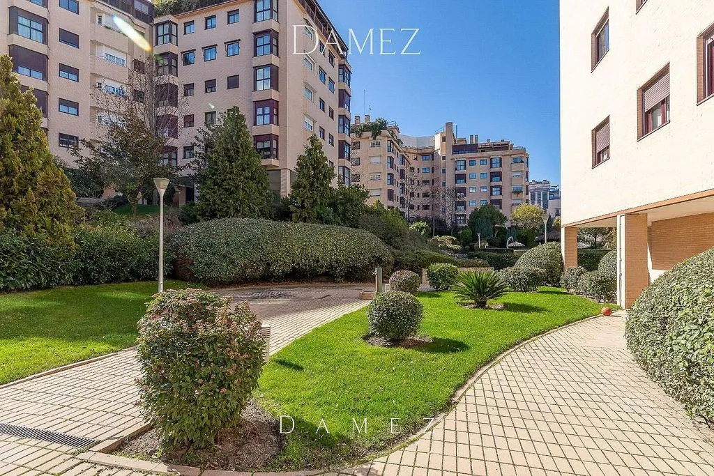 Aed - Apartment with Pool in San Blas, Madrid
